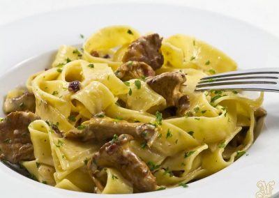 pappardelle-al-tartufo-e-crema-di-mascarpone