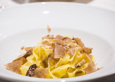Tagliatelle con tartufo