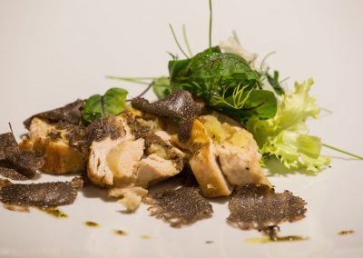 Petto di faraona al tartufo